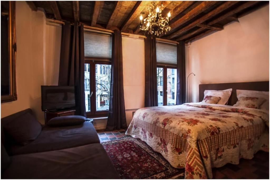 Aparthotel Living History - Drie Koningen Anversa Esterno foto